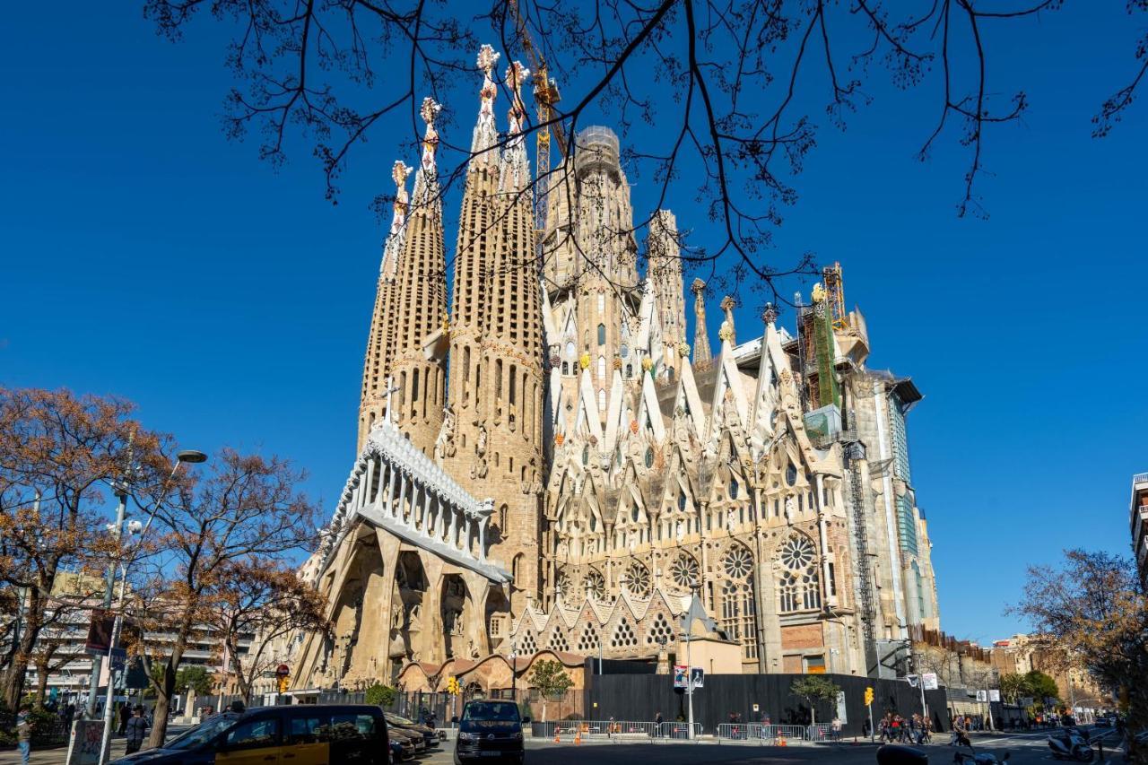 Апартаменты Fridays Flats Whisper-Quiet Near Sagrada'S Heart Барселона Экстерьер фото