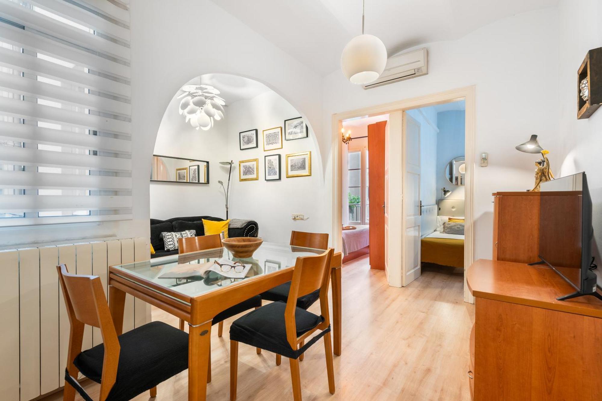 Апартаменты Fridays Flats Whisper-Quiet Near Sagrada'S Heart Барселона Экстерьер фото